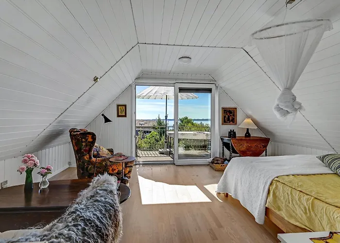2 Bedroom Cozy In