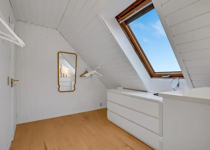 2 Bedroom Cozy In Egå